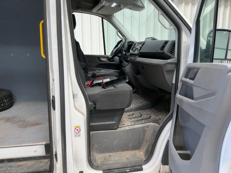 Volkswagen Crafter 2.0 TDI Kasten 35 mittellang Hochdach RWD — zdjęcie 11
