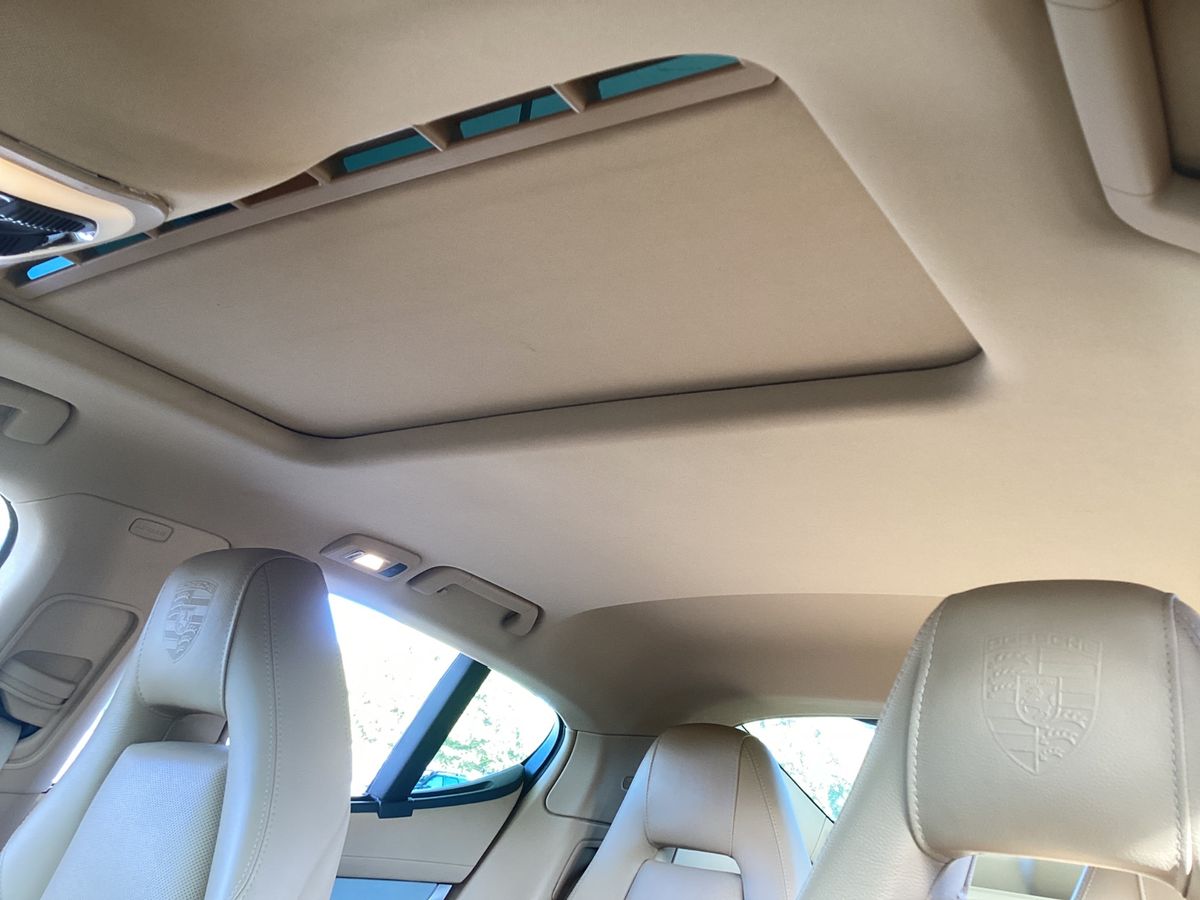Porsche Panamera 2014 — photo 36