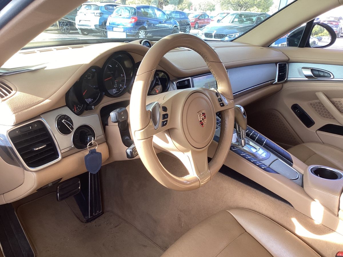 Porsche Panamera 2014 — photo 40