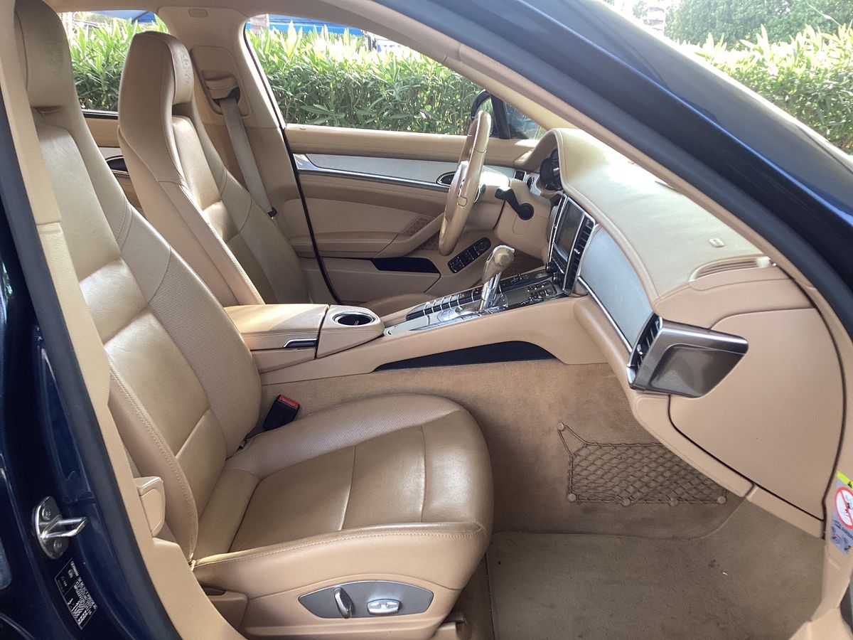 Porsche Panamera 2014 — photo 17