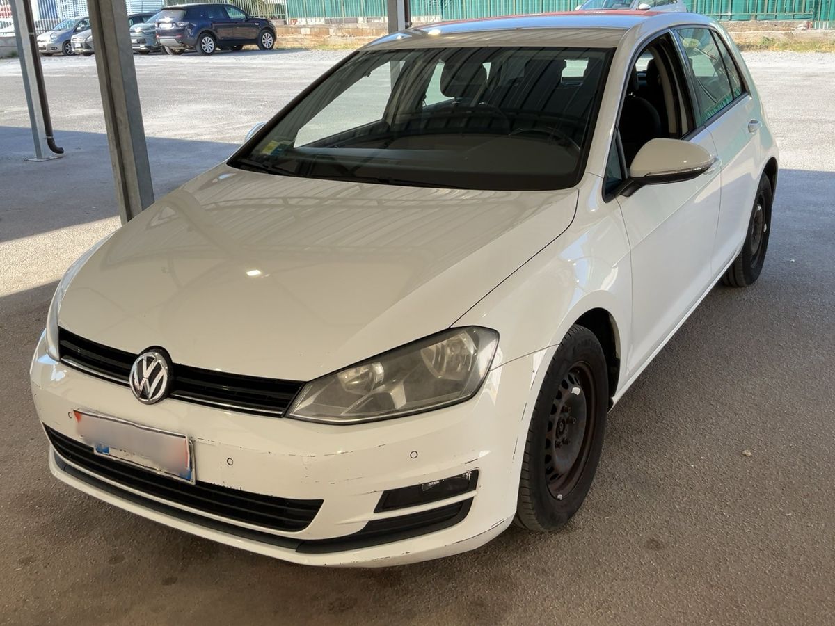 Volkswagen Golf 2014 — photo 1