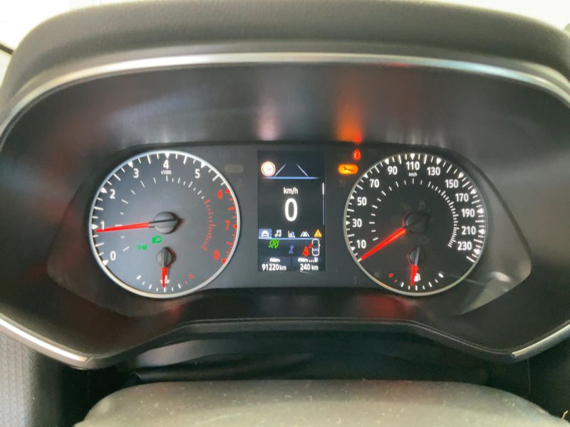 Renault Clio 1.0 TCe Business 2020 – снимка 18