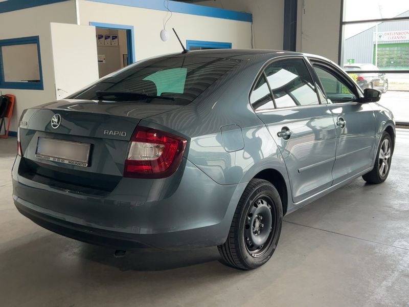 Skoda Rapid 1.0 TSI Ambition — zdjęcie 6