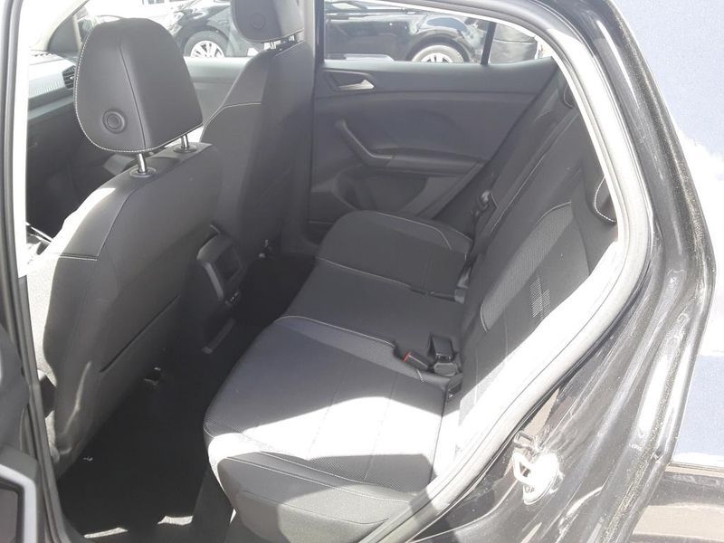 Volkswagen T-Cross 1.5 TSI ACT Life — zdjęcie 13