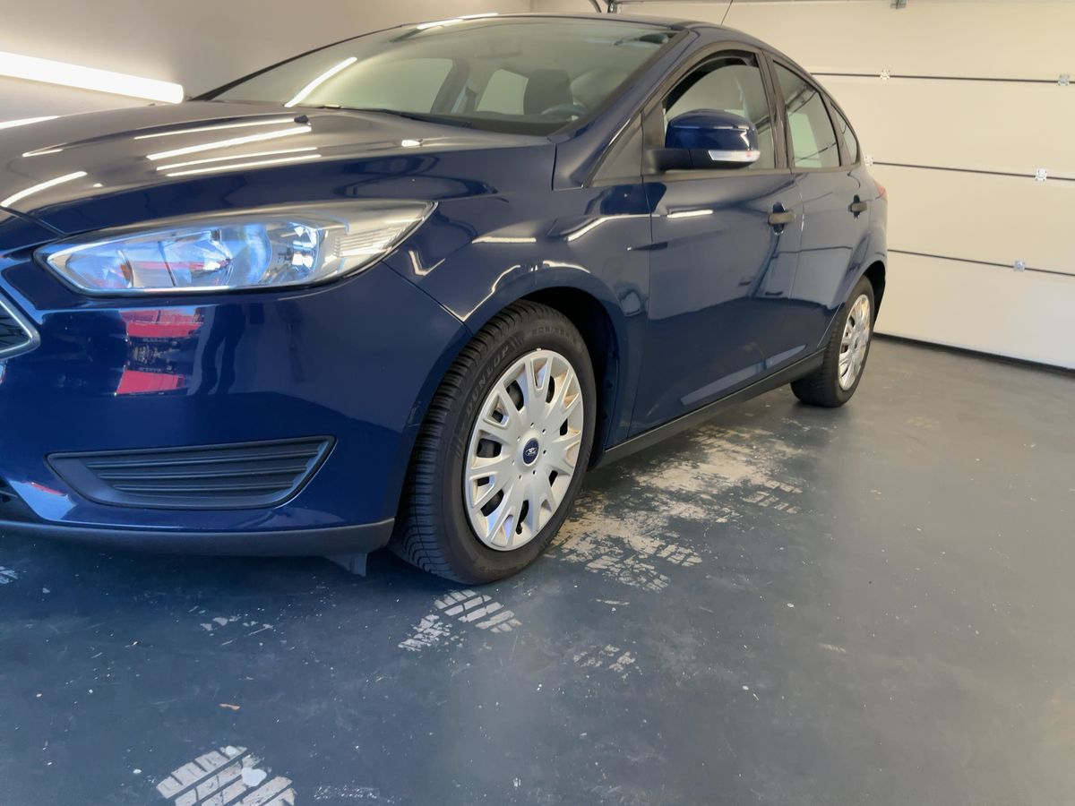 Ford Focus 1.0 EcoBoost Ambiente