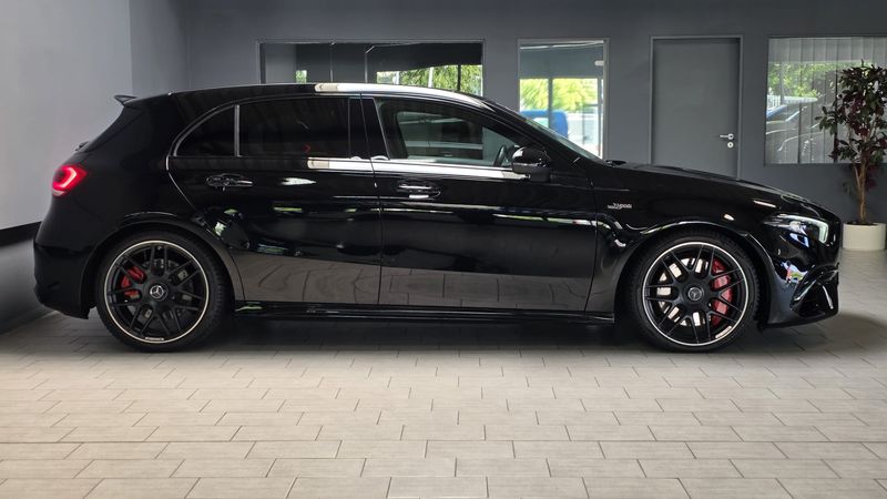Mercedes-Benz A-Klasse A 45 AMG S 4Matic — zdjęcie 18