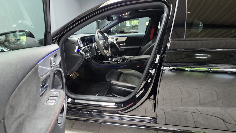 Mercedes-Benz A-Klasse A 45 AMG S 4Matic — zdjęcie 23