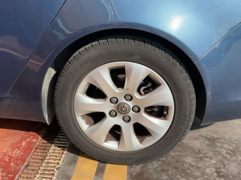 Opel Insignia 2.0 CDTI Selective 2015 – снимка 5