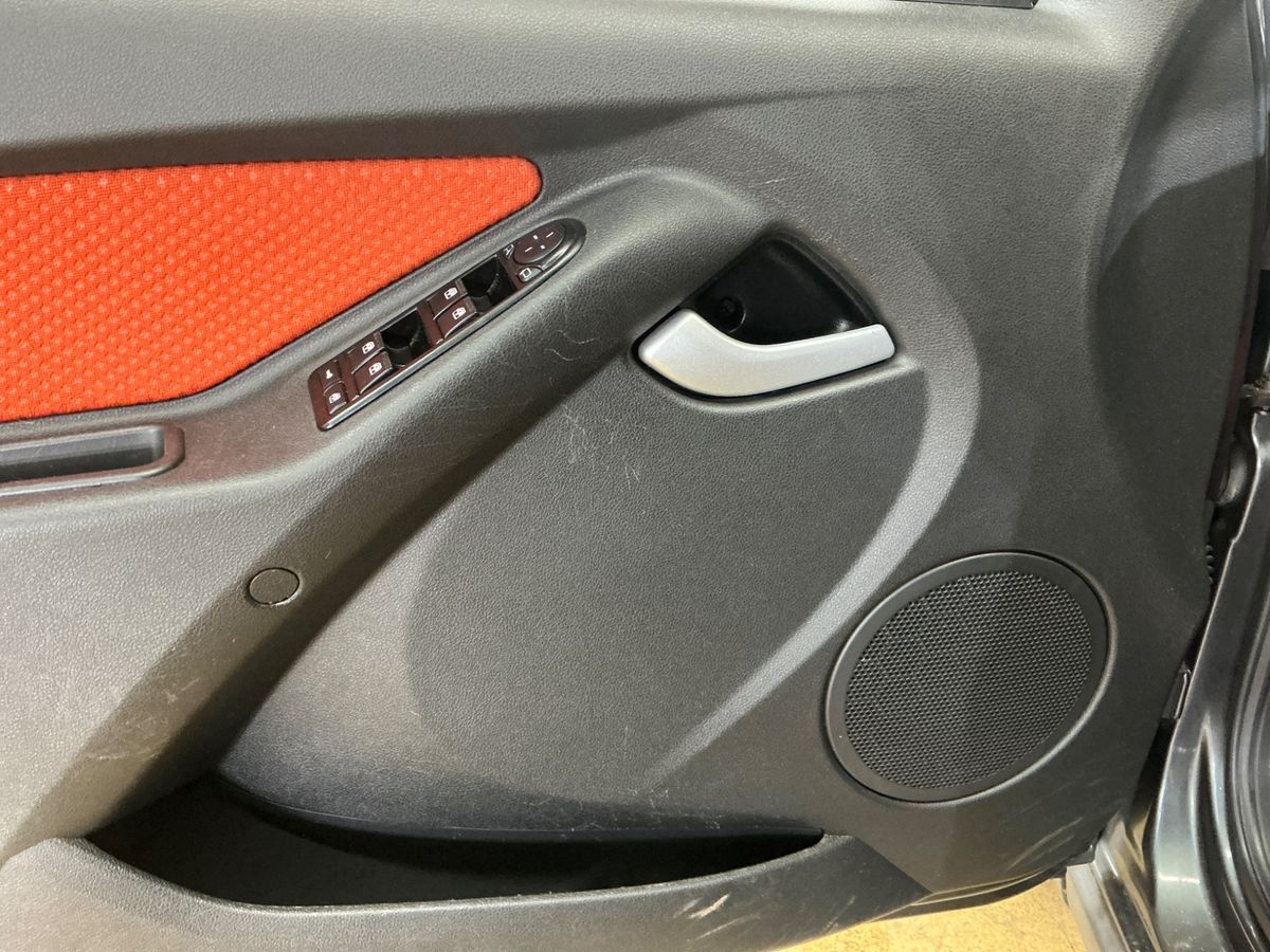 Lada Kalina 2018 — photo 30