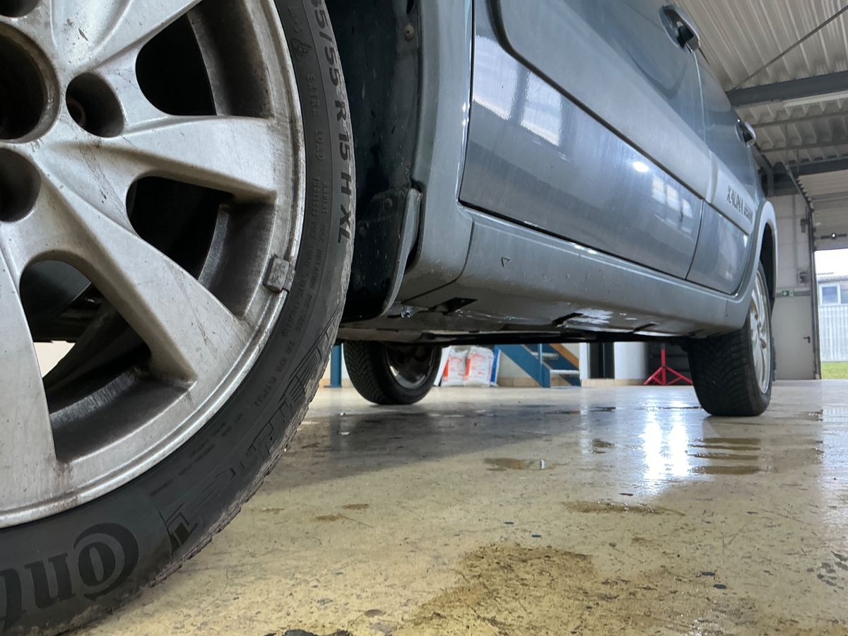 Lada Kalina 2018 — photo 44