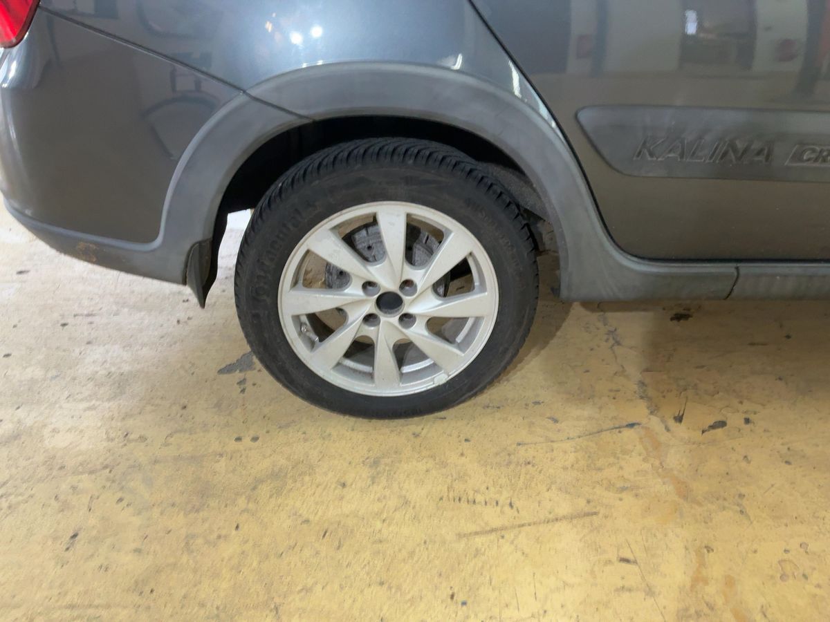Lada Kalina 2018 — photo 10
