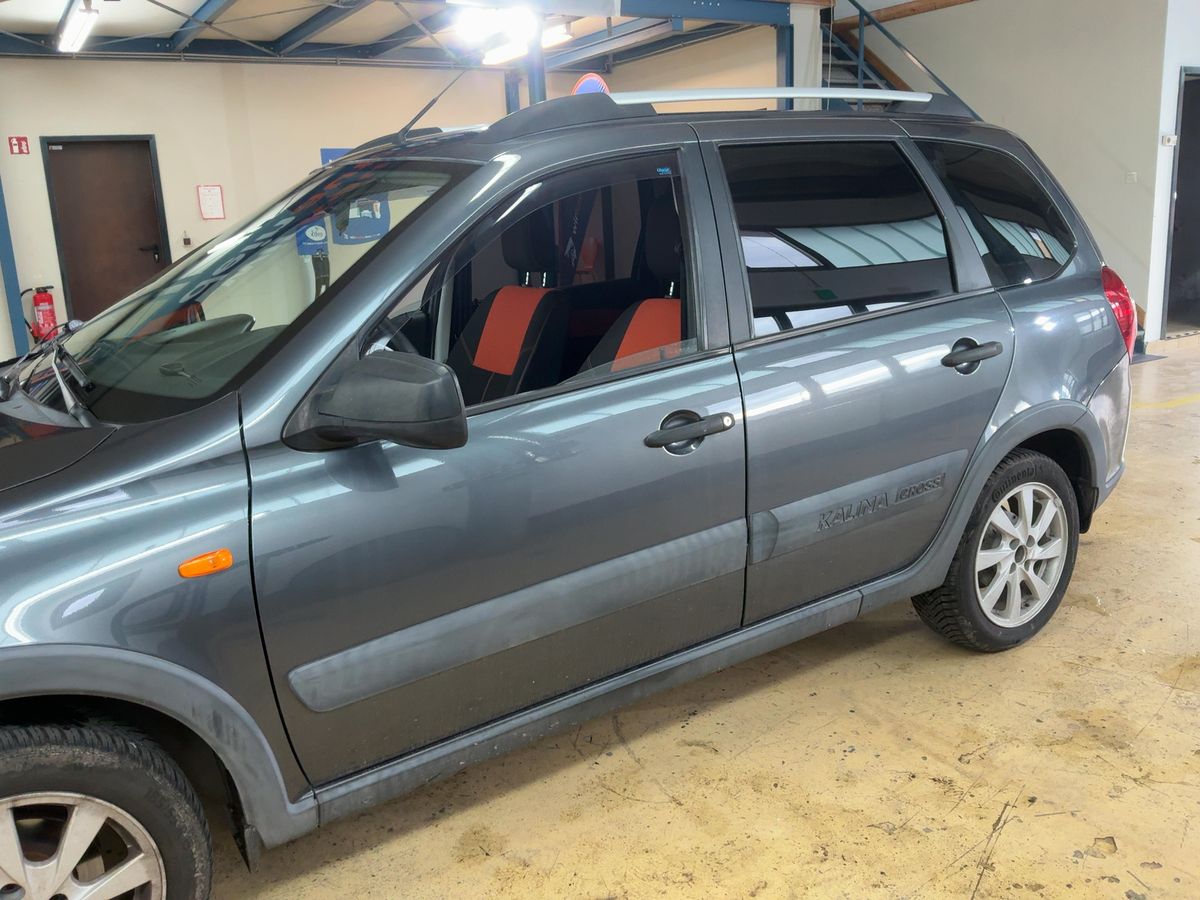 Lada Kalina 2018 — photo 5