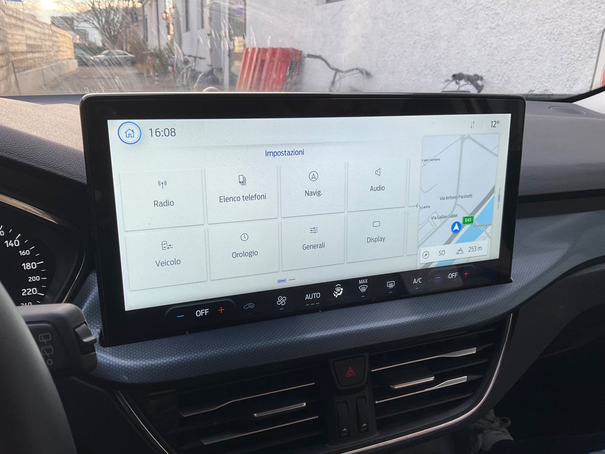 Ford Focus 2025 — photo 26