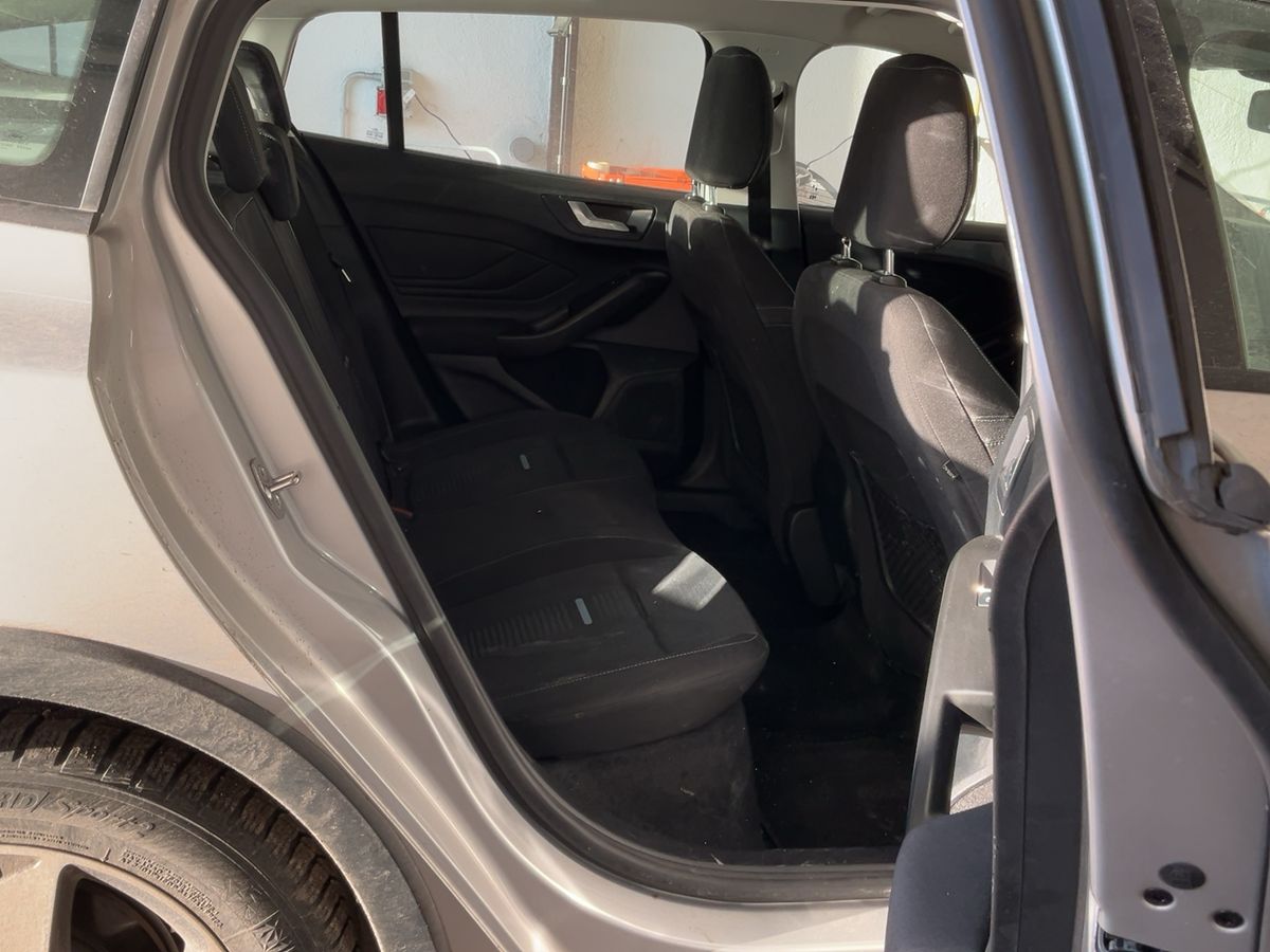 Ford Focus 2025 — photo 20