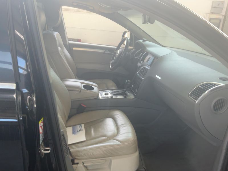 Audi Q7 3.0 V6 TDI quattro — zdjęcie 11