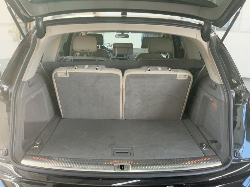 Audi Q7 3.0 V6 TDI quattro — zdjęcie 10