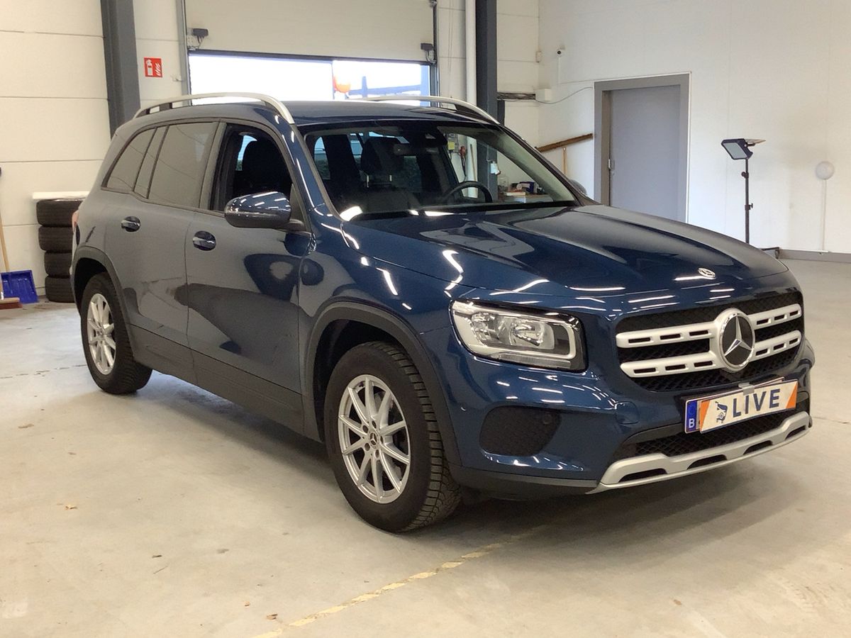 Mercedes-Benz GLB-Klasse 2021 — photo 13