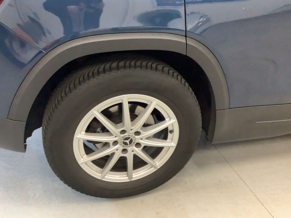 Mercedes-Benz GLB-Klasse 2021 — photo 10