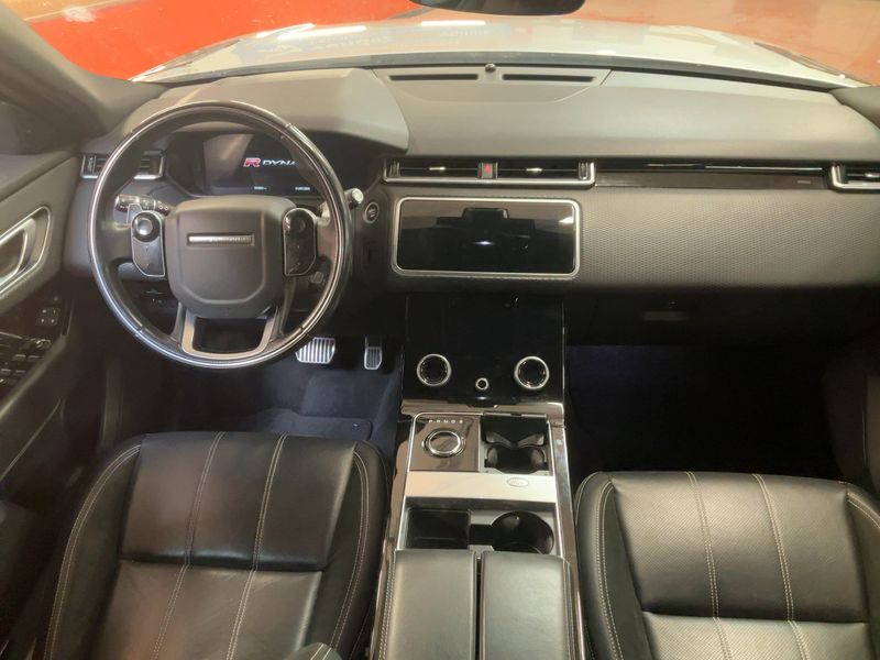 Land Rover Range Rover Velar 2.0 Diesel S R-Dynamic — zdjęcie 12