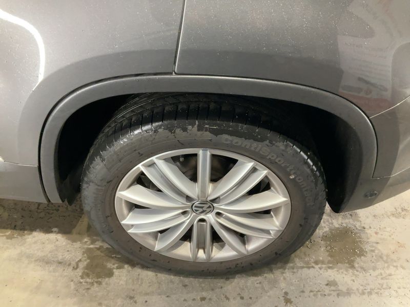 Volkswagen Tiguan 2.0 TDI Life BlueMotion Tech 2013 – снимка 5