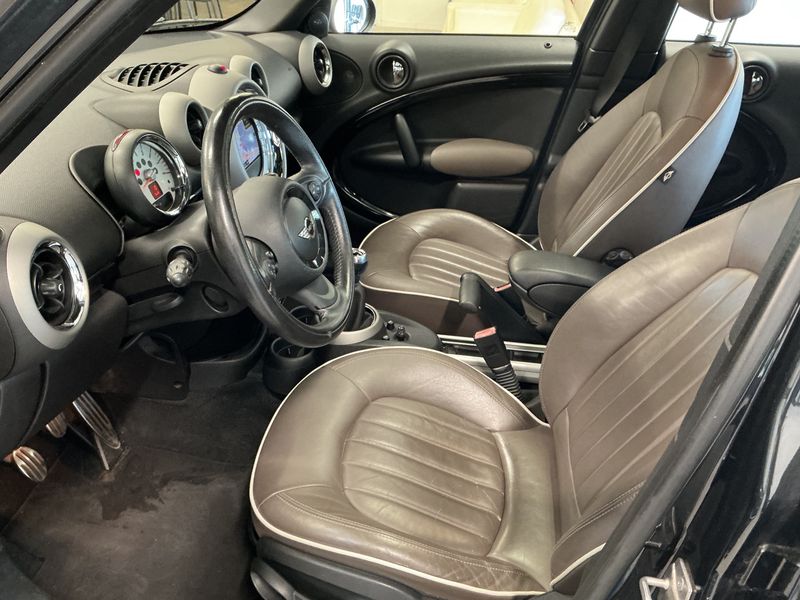 MINI Countryman Cooper S — zdjęcie 11
