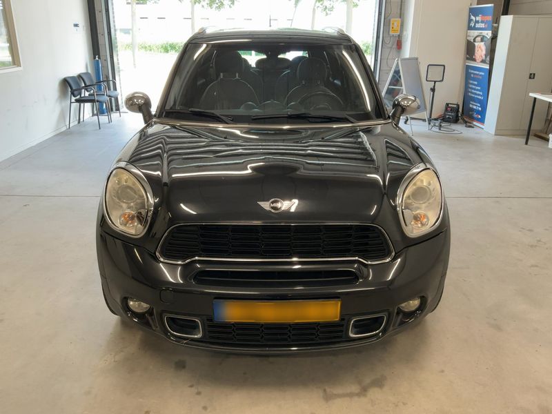 MINI Countryman Cooper S — zdjęcie 9