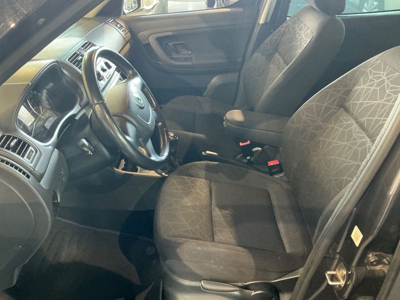 Skoda Roomster 1.2 TSI Style — zdjęcie 3