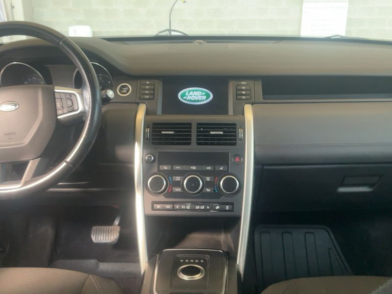 Land Rover Discovery Sport 2.0 Td4 SE AWD 2016 – снимка 17