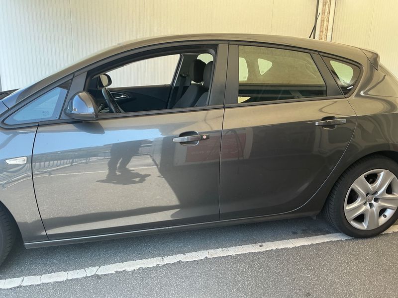 Opel Astra 1.3 CDTI Enjoy — zdjęcie 4