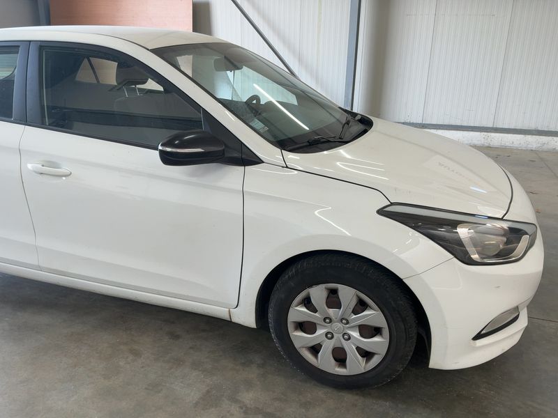 Hyundai i20 1.2 Edition #Clim — zdjęcie 8