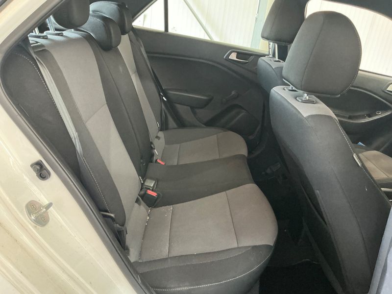 Hyundai i20 1.2 Edition #Clim — zdjęcie 14