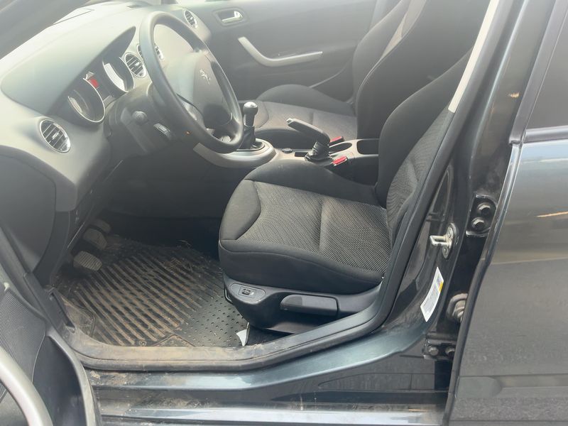 Peugeot 308 1.6 Access 2013 – снимка 17