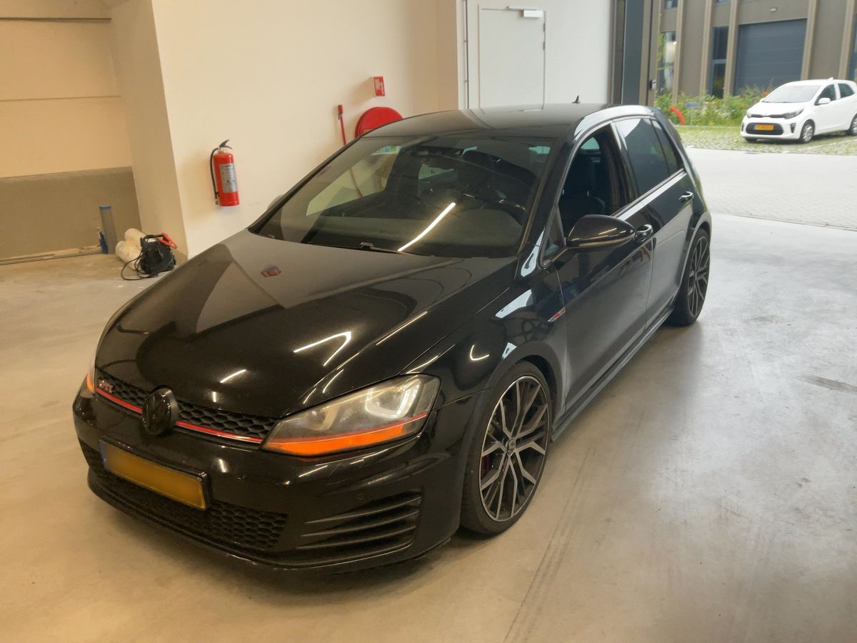 Volkswagen Golf 2013
