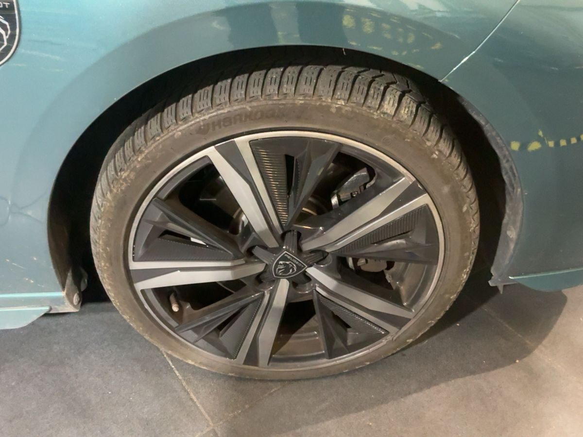 Peugeot 308 2022 — photo 12