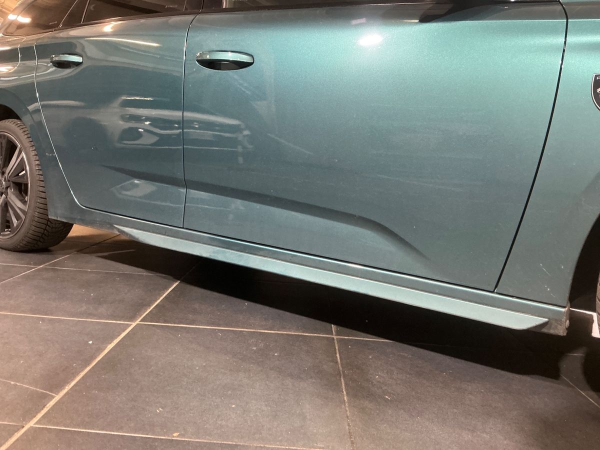Peugeot 308 2022 — photo 30