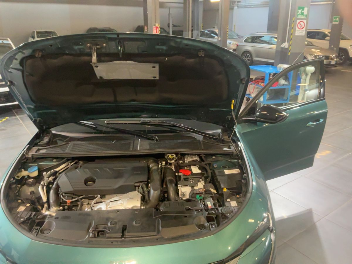 Peugeot 308 2022 — photo 22