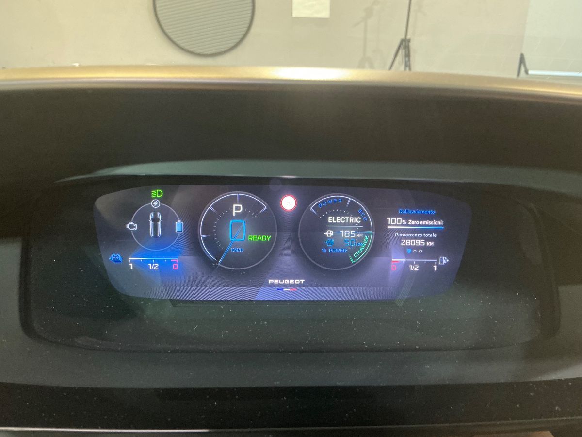 Peugeot 308 2022 — photo 19