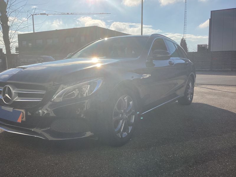 Mercedes-Benz C-Klasse C 180 CGI T — zdjęcie 2