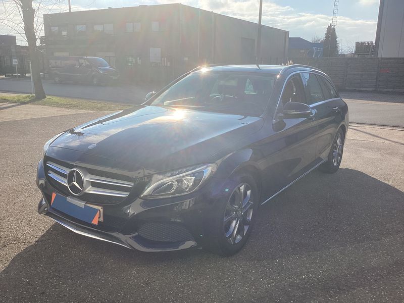 Mercedes-Benz C-Klasse C 180 CGI T
