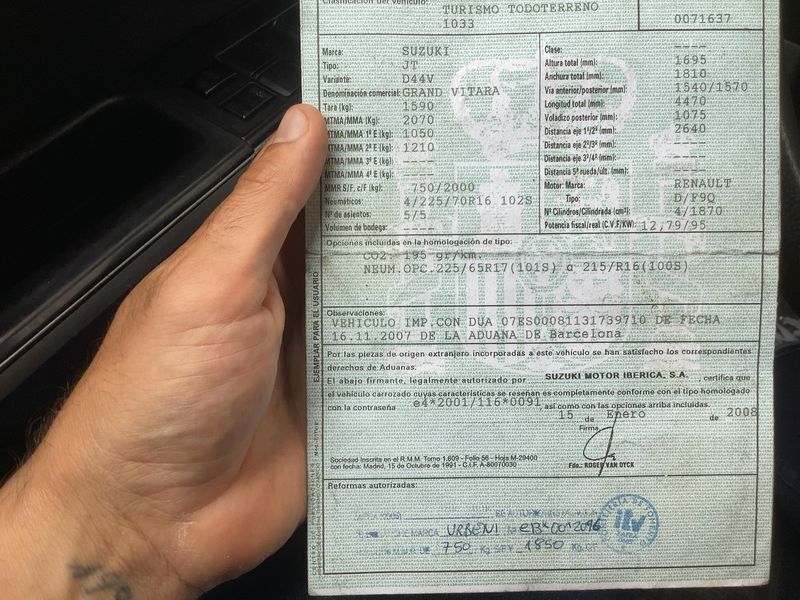 Suzuki Grand Vitara 1.9 DDiS 5 portes — zdjęcie 16