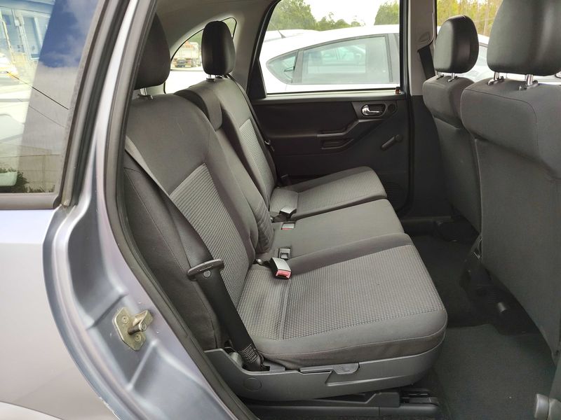 Opel Meriva 1.3 CDTI Enjoy — zdjęcie 13