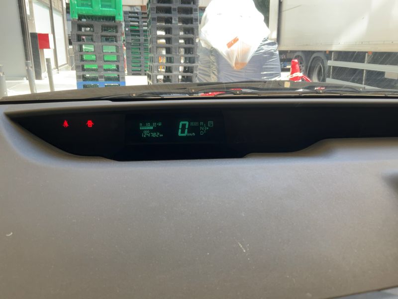Toyota Prius 1.5 Sol — zdjęcie 13