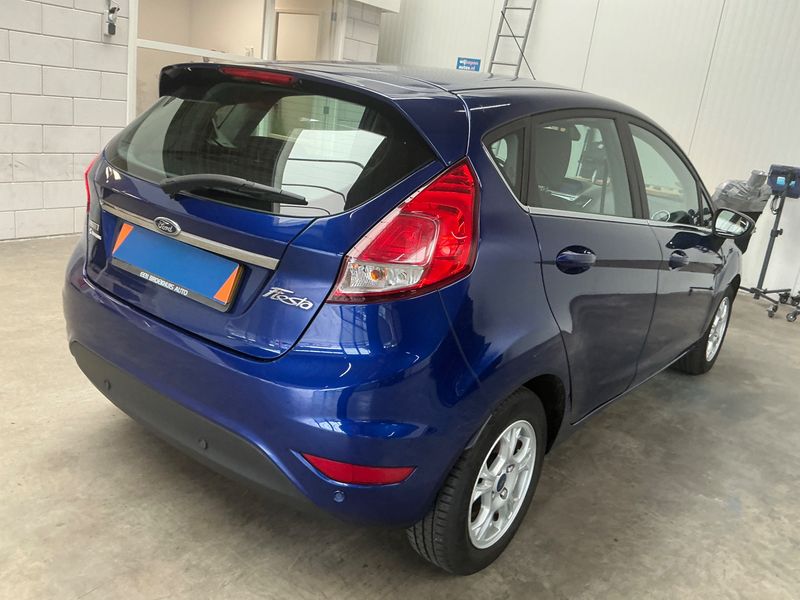 Ford Fiesta 1.6 TDCi Titanium — zdjęcie 2
