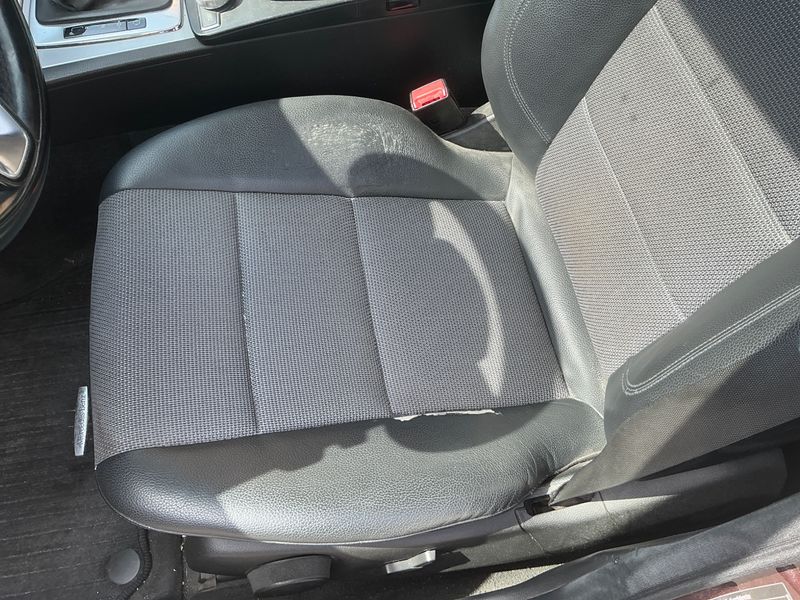 Mercedes-Benz C-Klasse C 220 CDI BlueEfficiency Avantgarde 2012 – снимка 23