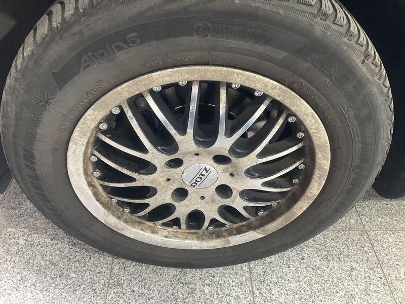 Peugeot 2008 1.6 e-HDi Style 2015 – снимка 27