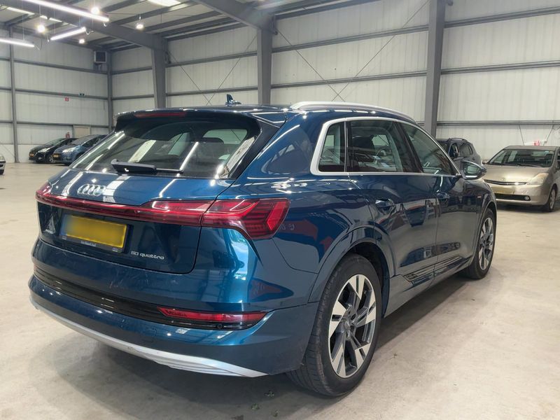 Audi e-tron 50 quattro advanced — zdjęcie 6