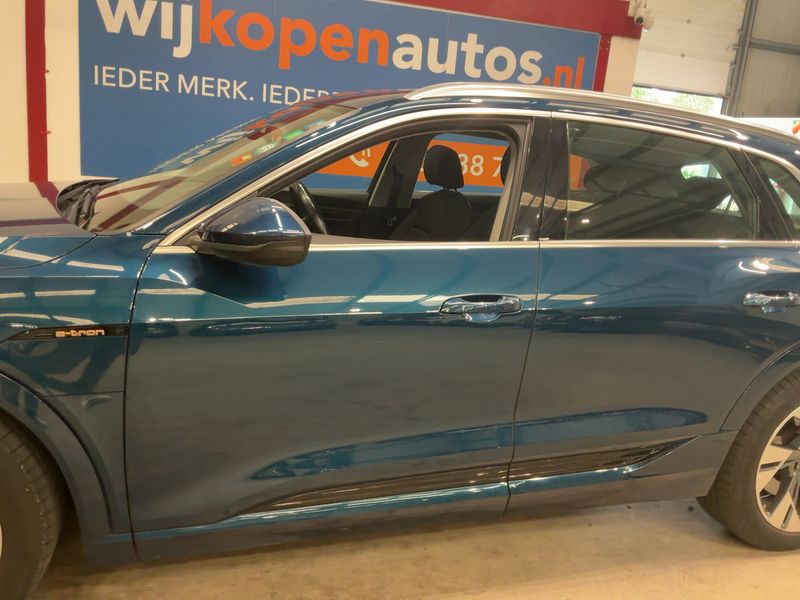 Audi e-tron 50 quattro advanced — zdjęcie 4