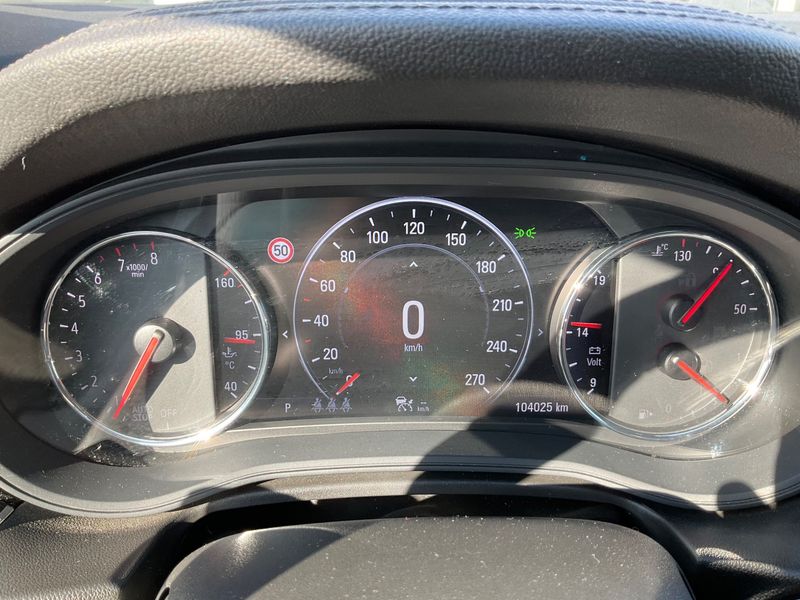 Opel Insignia Sports Tourer 2.0 SIDI Turbo Ultimate Exclusive 4x4 — zdjęcie 13