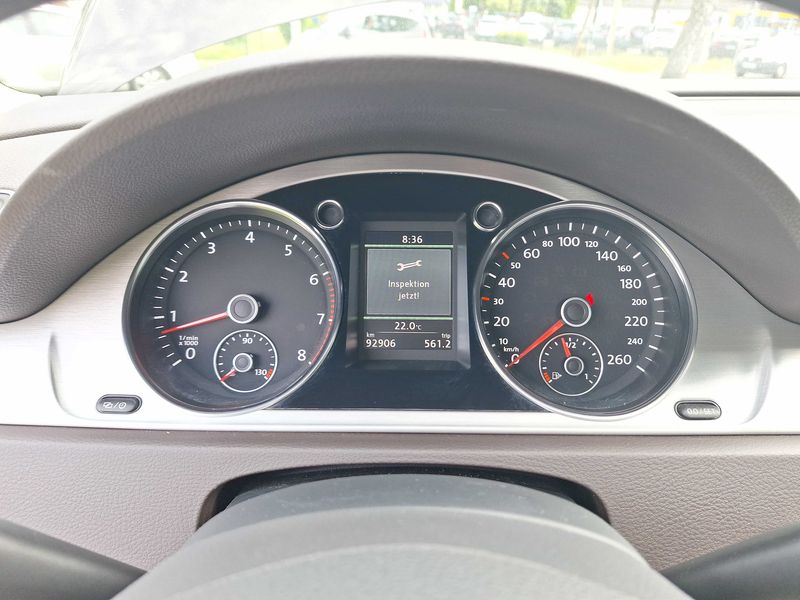 Volkswagen Passat 1.4 TSI Highline BlueMotion Tech — zdjęcie 12