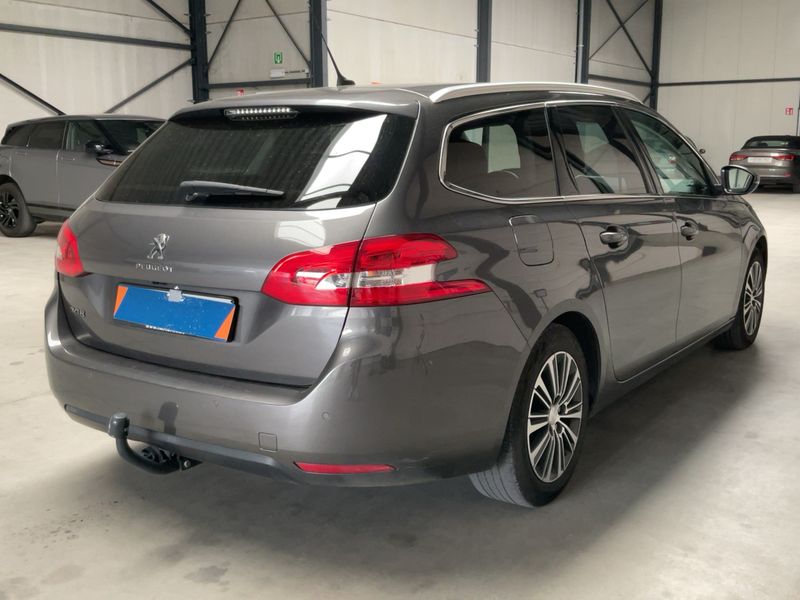 Peugeot 308 1.2 PureTech Allure Pack — zdjęcie 6